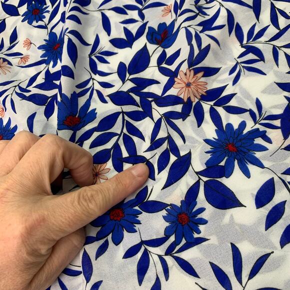 Liz Claiborne Woman Sz 3XL Bright Blue Floral White Semi Sheer Short Slv Blouse - Picture 5 of 9